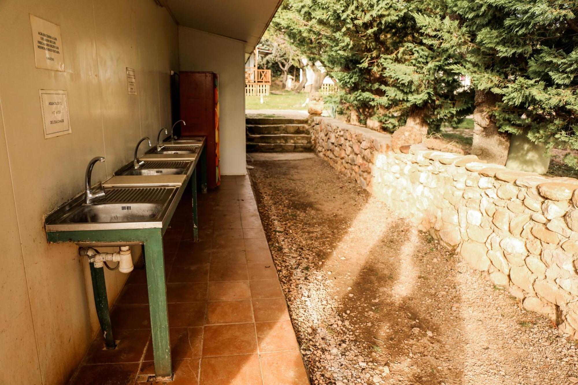 Camping Castillo De Loarre Exterior photo